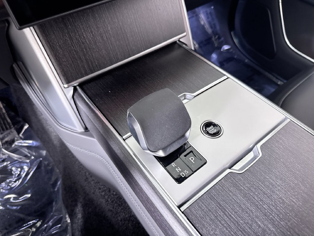 New 2026 Land Rover Range Rover SE AWD/4WD image 19