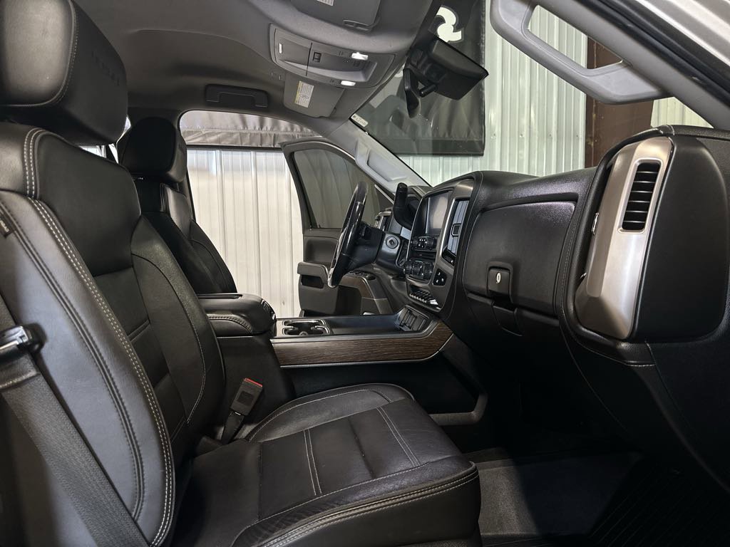 Used 2018 GMC Sierra 2500 Denali w/ Duramax Plus Package image 40