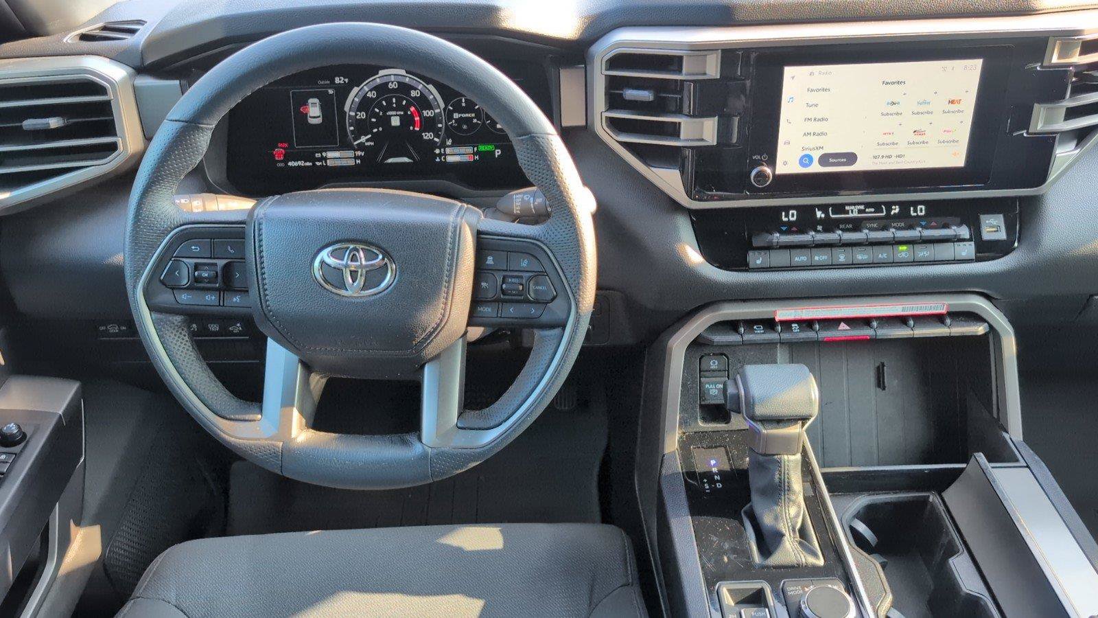 Used 2025 Toyota Sequoia SR5 AWD/4WD image 35