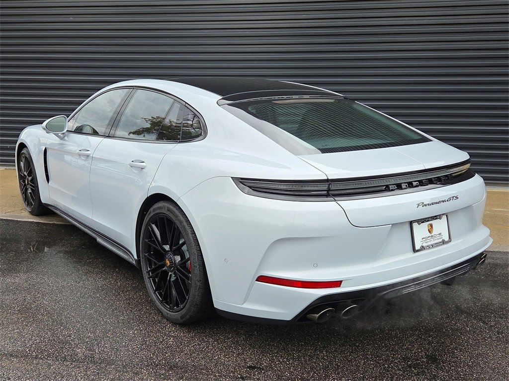 New 2026 Porsche Panamera GTS image 3