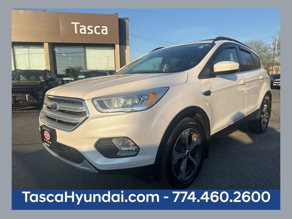 Used 2018 Ford Escape SEL w/ Ford Safe & Smart Package AWD/4WD image 1