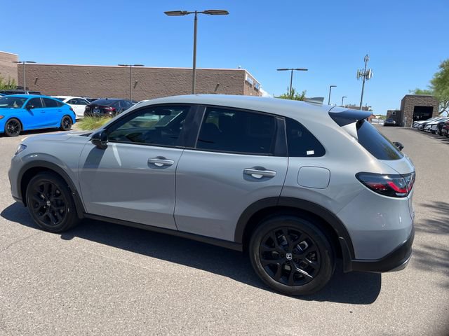 Certified 2025 Honda HR-V Sport image 9