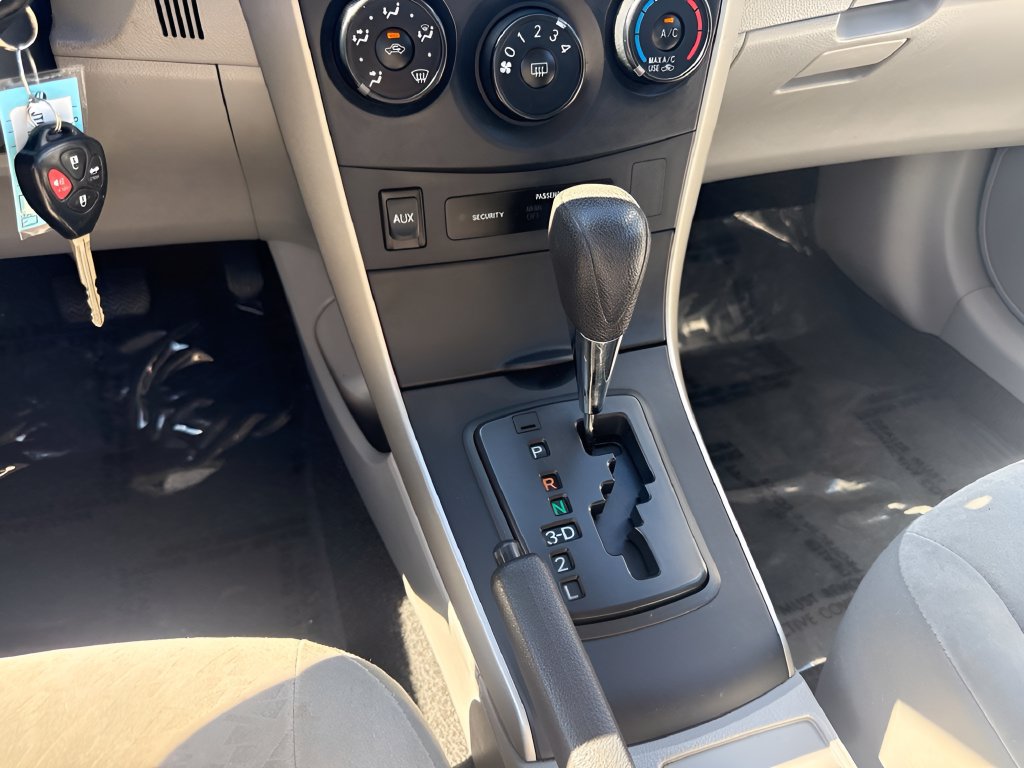 Used 2009 Toyota Corolla LE FWD image 14