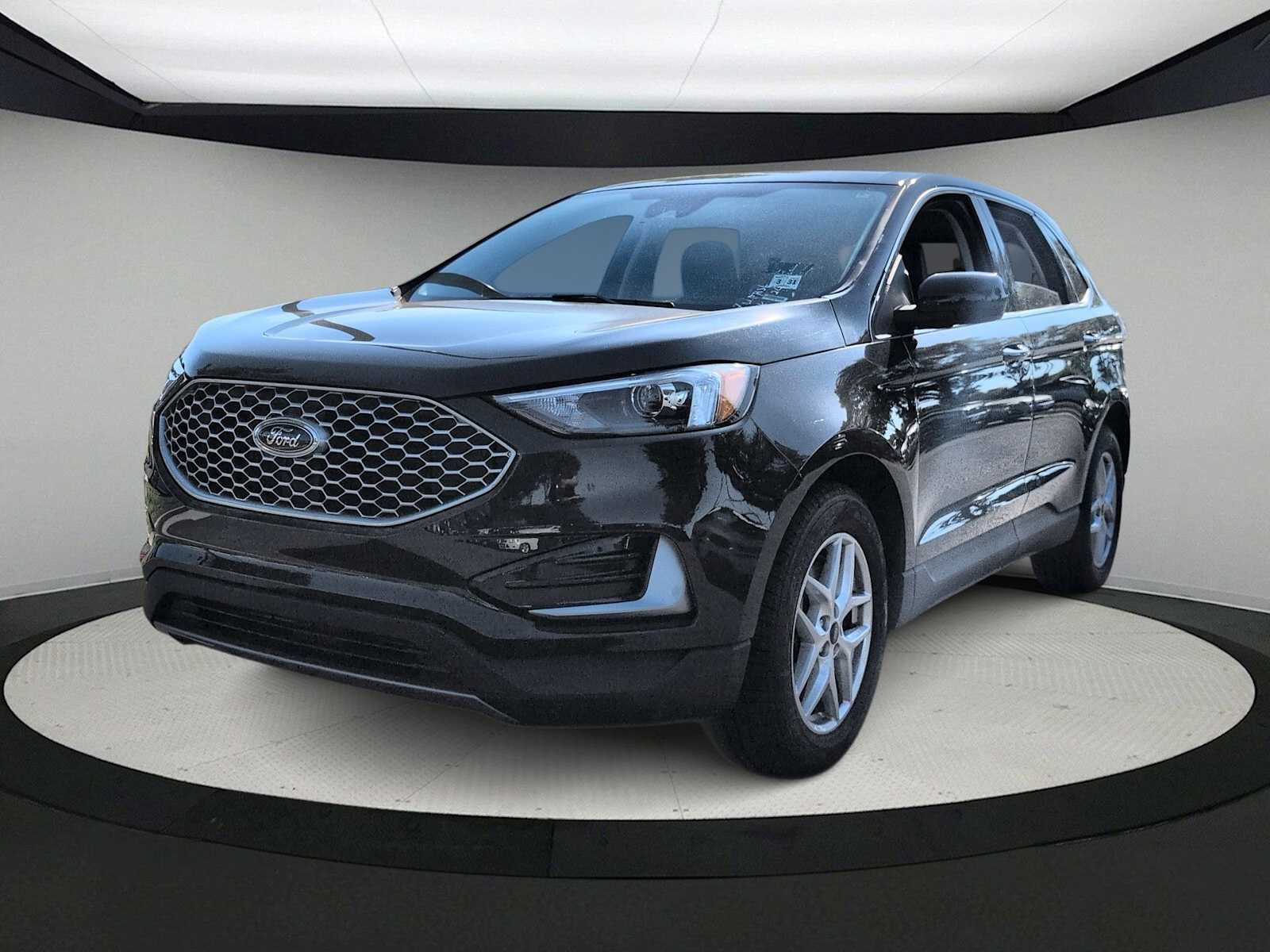 Used 2024 Ford Edge SEL AWD/4WD image 4