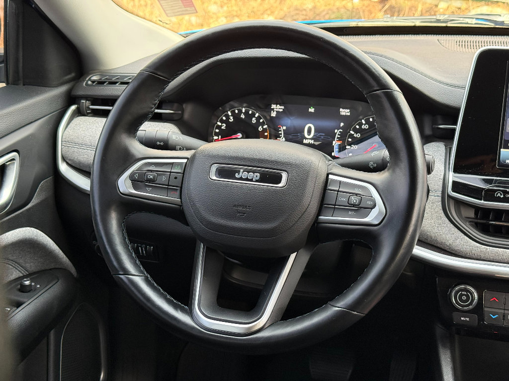 Used 2022 Jeep Compass Latitude w/ Convenience Group image 34