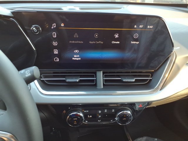 New 2026 Chevrolet Trax LT w/ LT Convenience Package FWD image 11