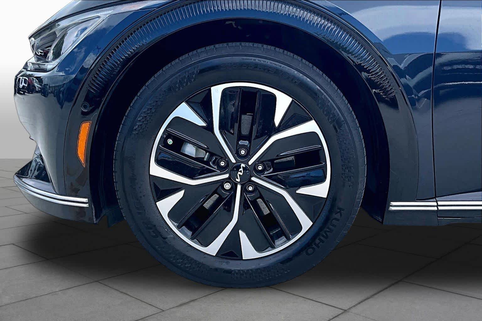 Certified 2023 Kia EV6 Wind w/ Wind Technology Package RWD image 9