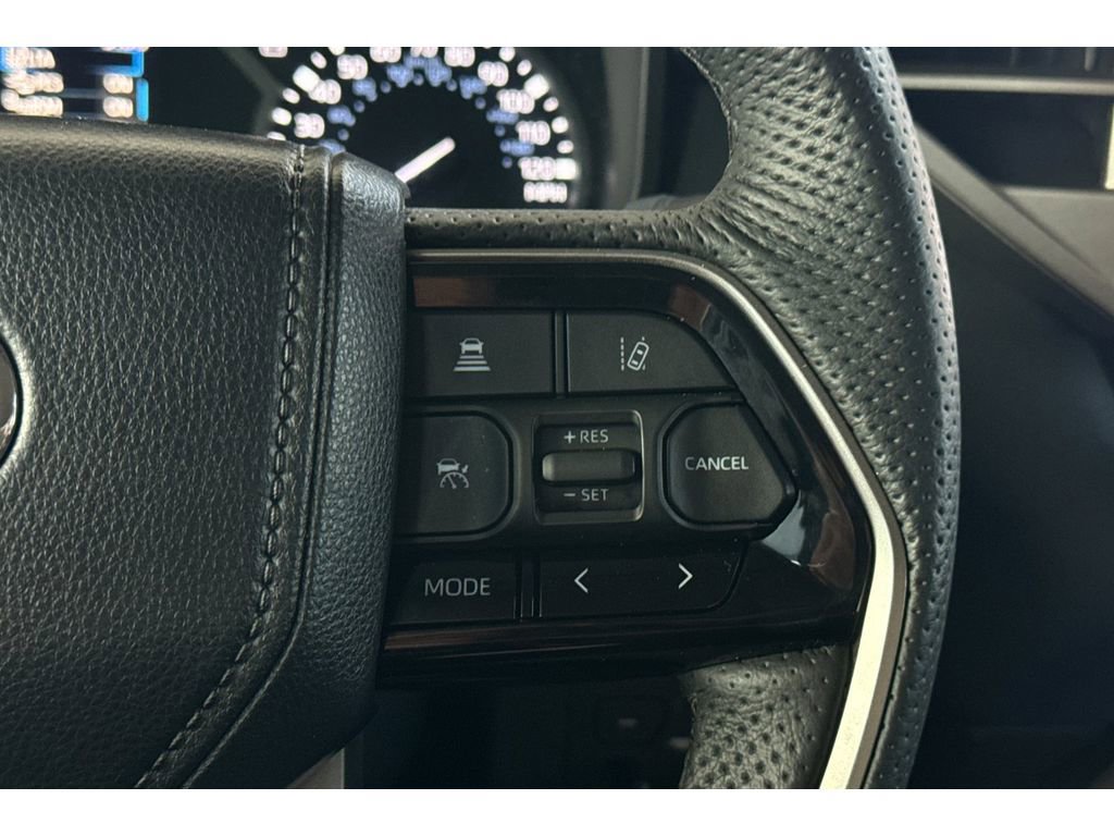 Used 2023 Toyota Tundra Limited image 25