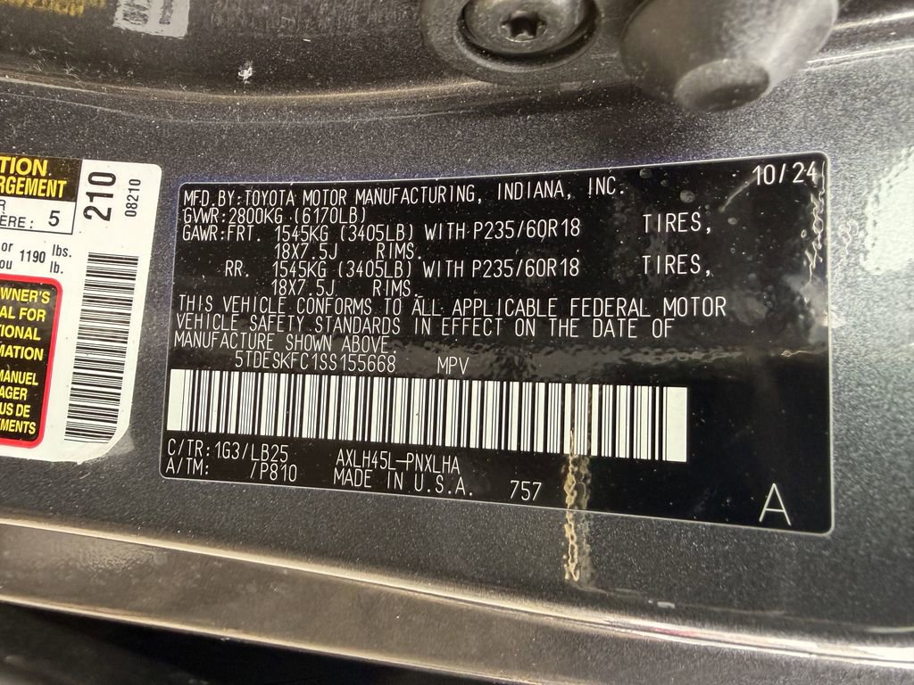 Used 2025 Toyota Sienna Platinum image 6