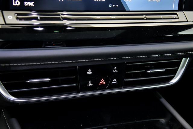 New 2026 Volkswagen Atlas SEL Premium R-Line image 17