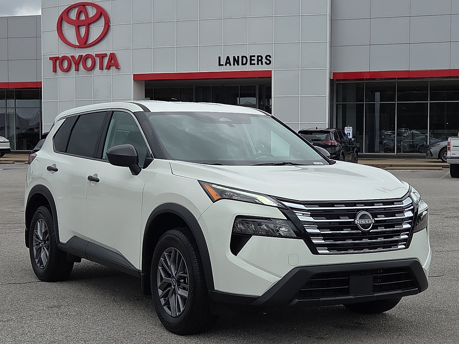 Used 2025 Nissan Rogue S