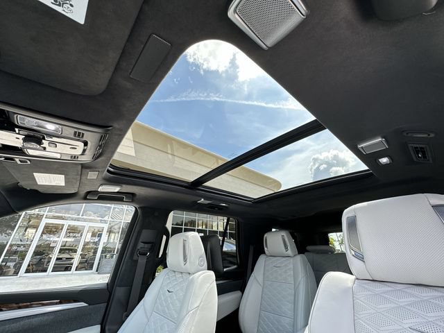 Certified 2026 Cadillac Escalade Platinum Sport AWD/4WD image 30