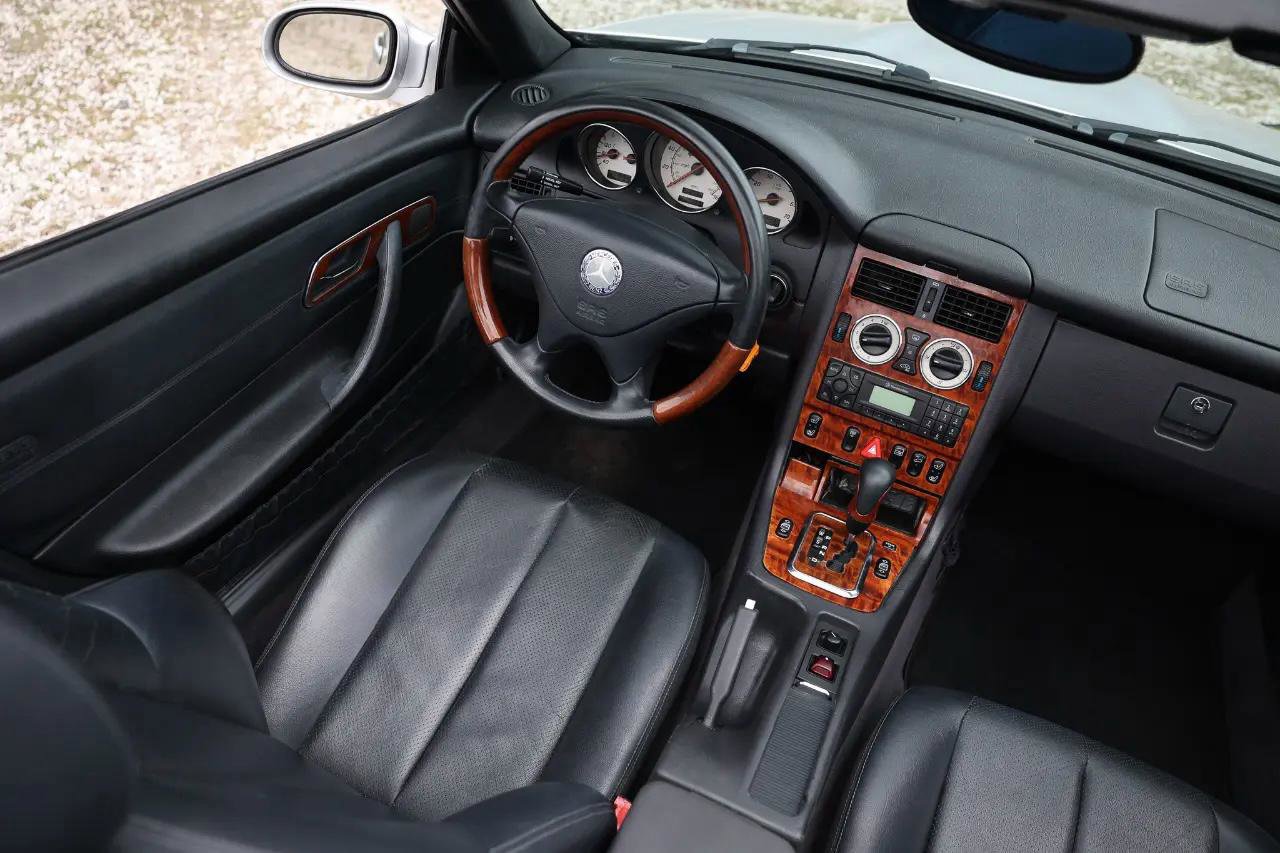 Used 2001 Mercedes-Benz SLK 320 image 14