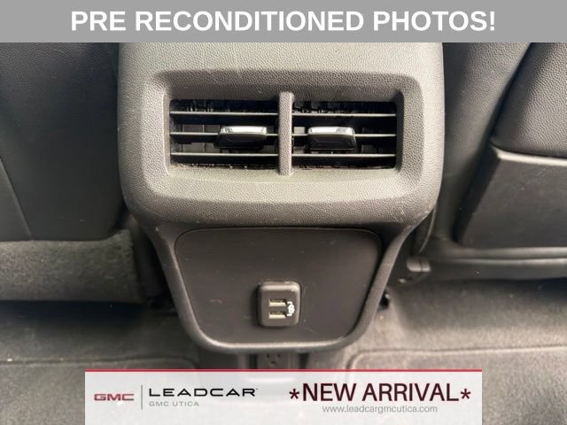 Used 2023 GMC Terrain SLT w/ Elevation Edition AWD/4WD image 16
