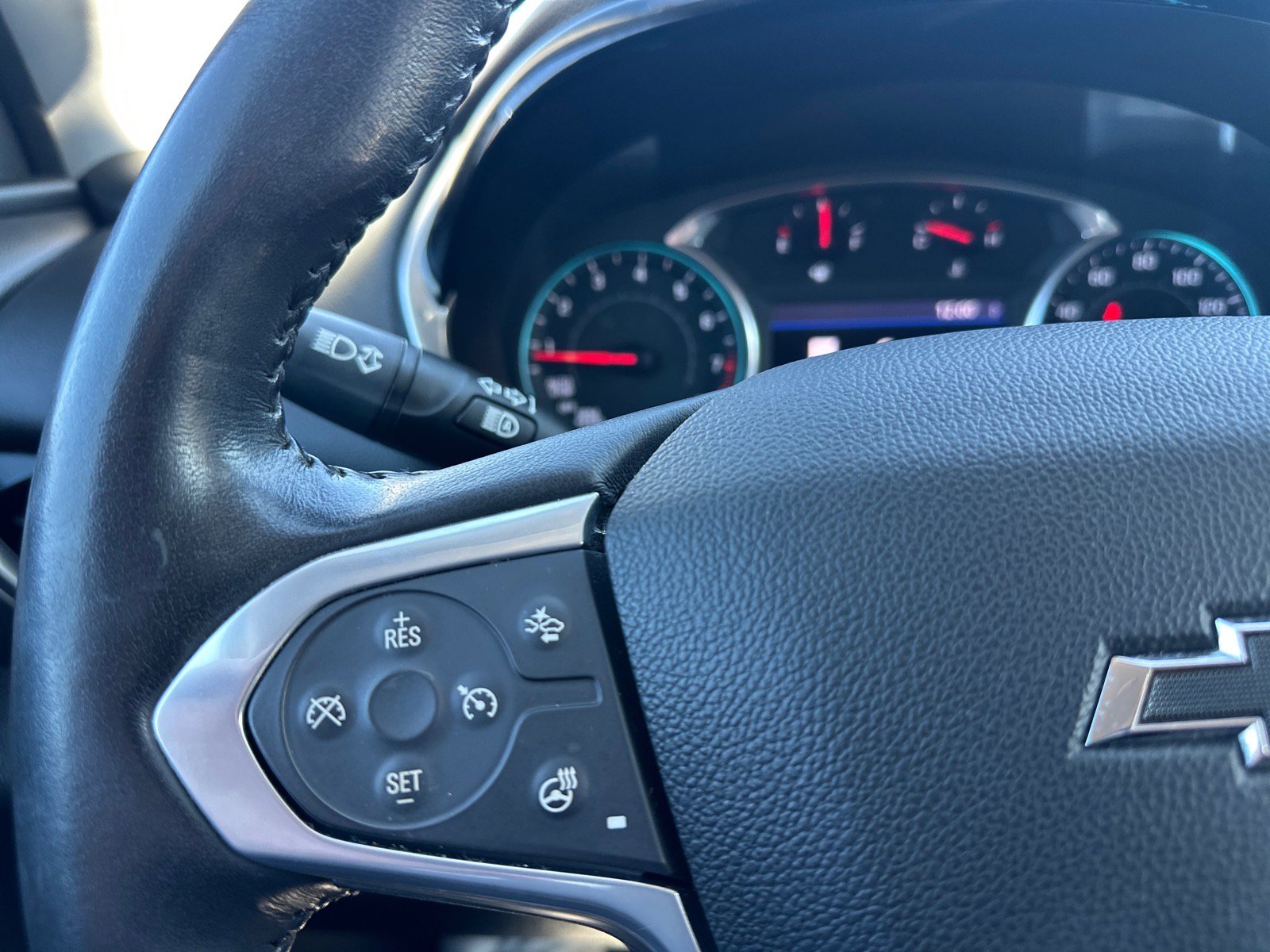 Used 2021 Chevrolet Traverse RS image 15