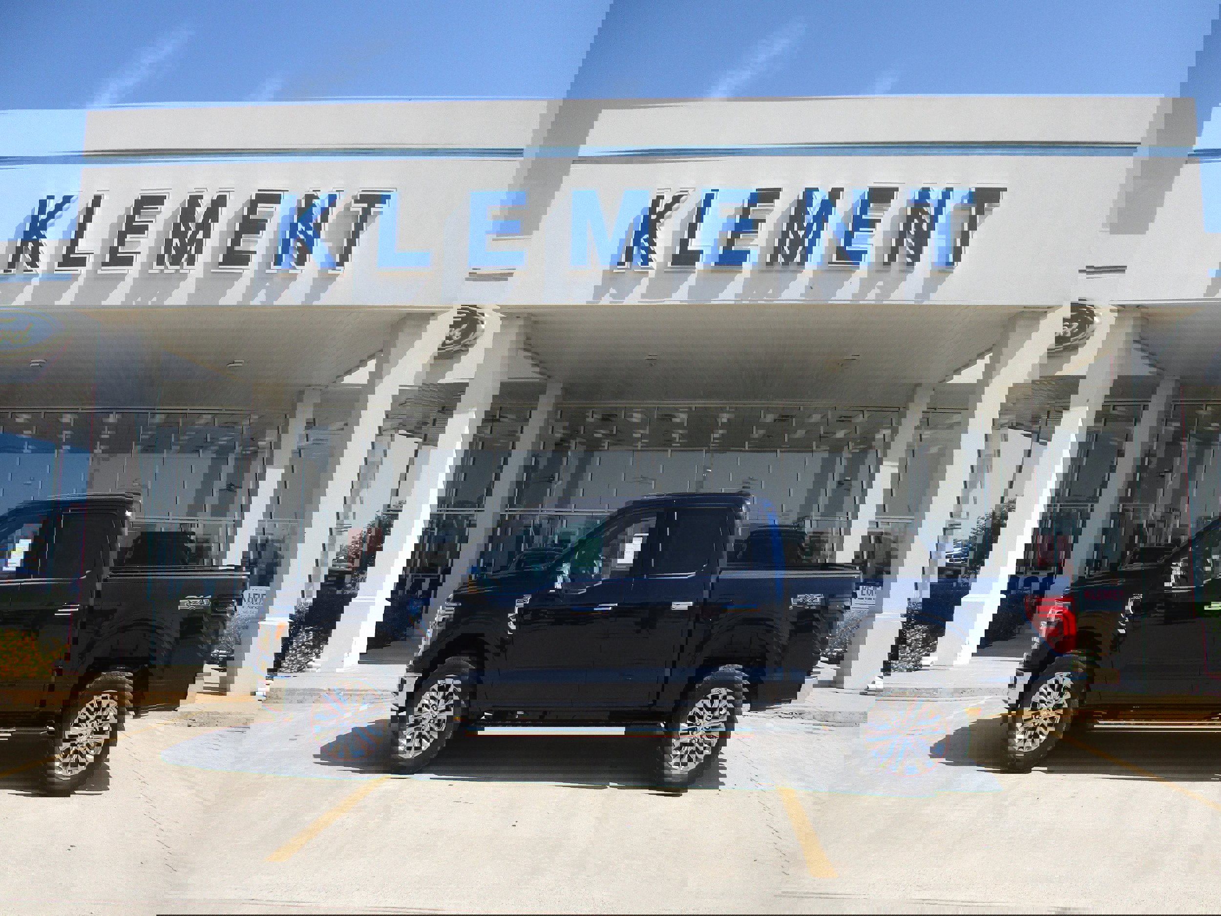 New 2025 Ford F150 Lariat image 1