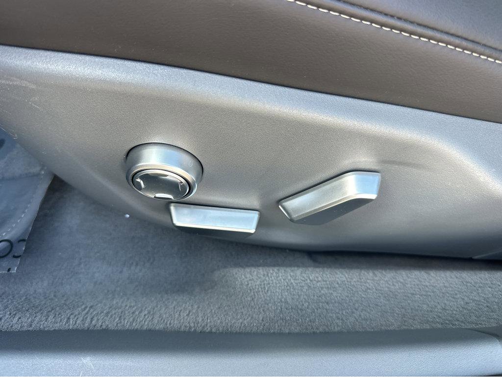 Used 2024 Lucid Air Pure image 31