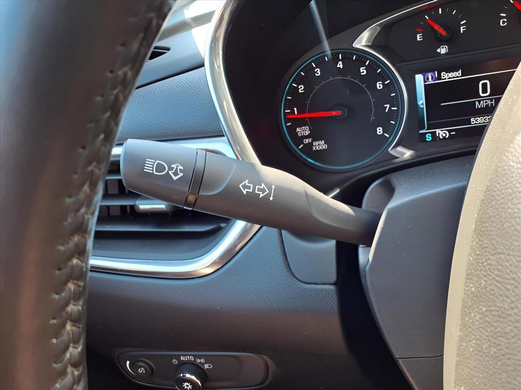 Used 2018 Chevrolet Equinox LT w/ Sun & Infotainment Package image 40