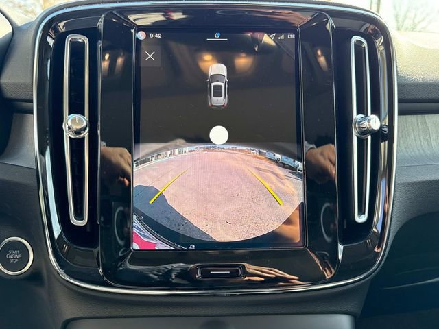 New 2026 Volvo XC40 B5 Core AWD/4WD image 28