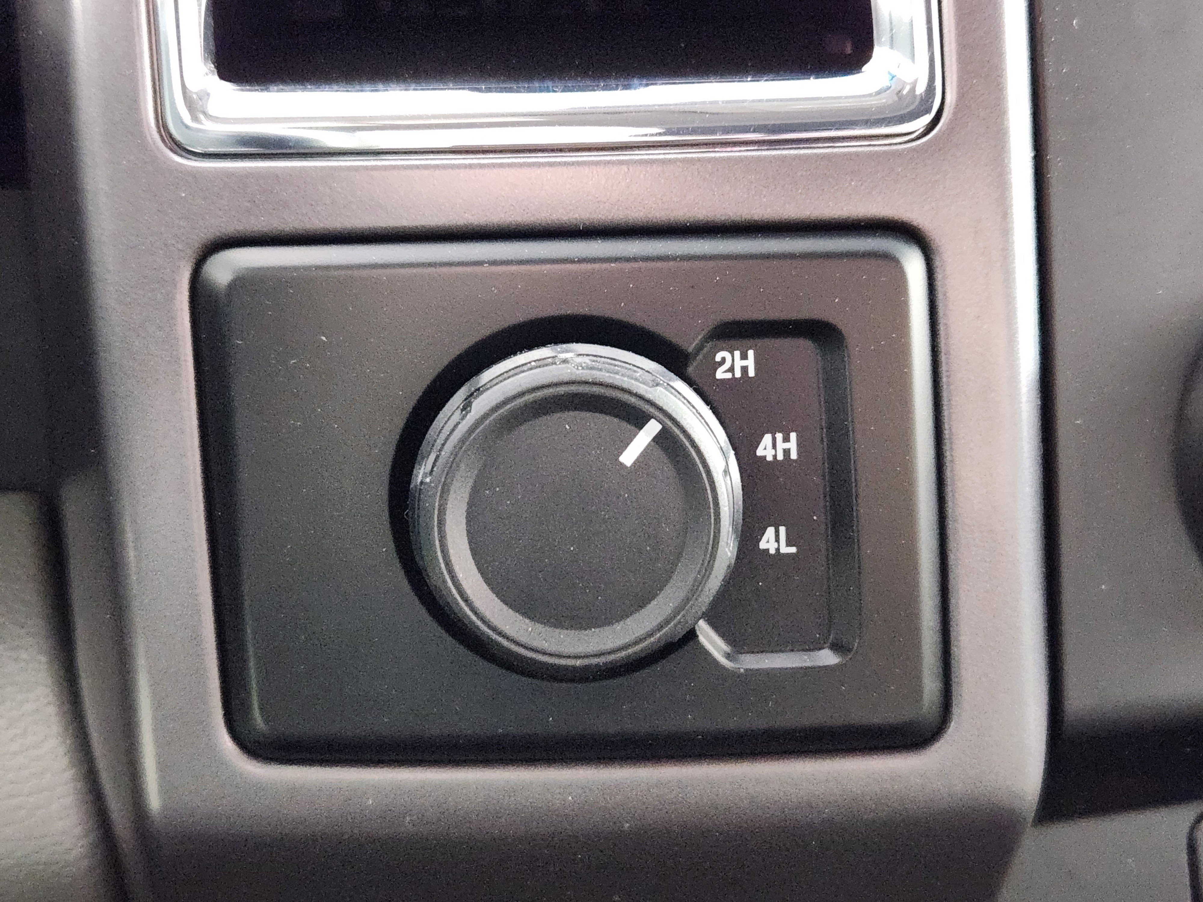 Used 2016 Ford F150 XLT AWD/4WD image 25