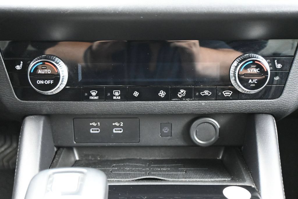 Used 2025 Mitsubishi Outlander SE AWD/4WD image 21