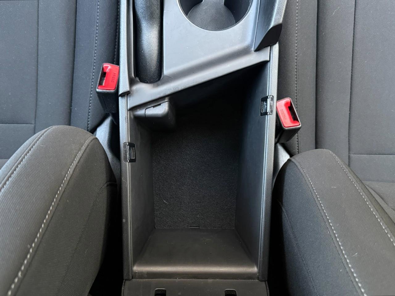 Used 2023 Hyundai Elantra SEL w/ Cargo Package image 39