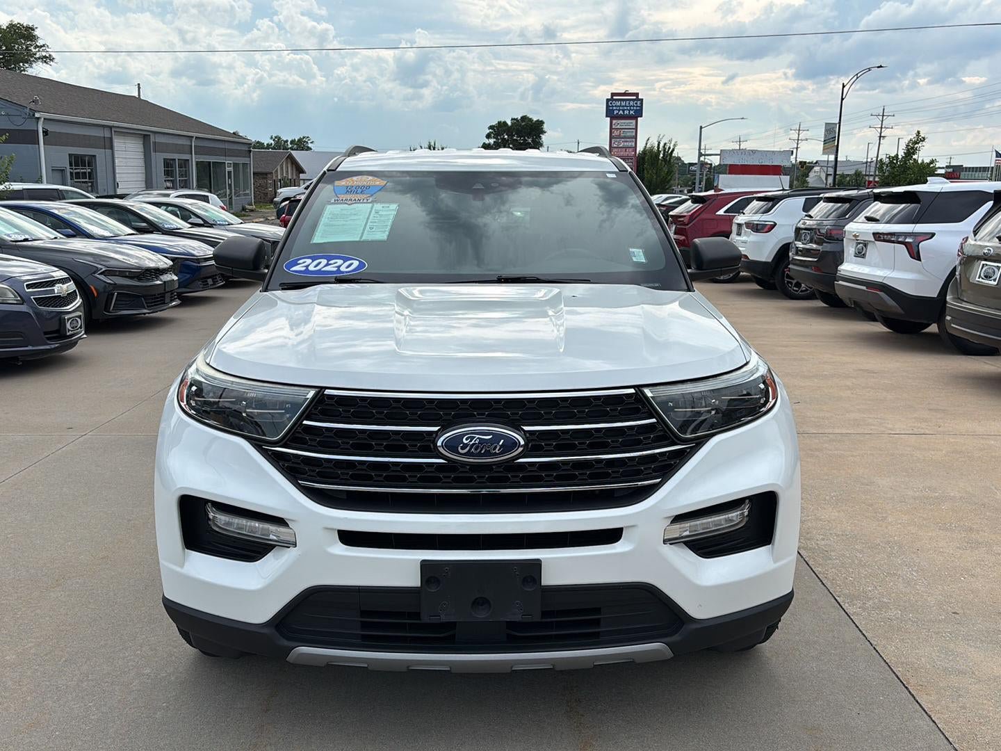 Used 2020 Ford Explorer XLT w/ Equipment Group 202A AWD/4WD image 2