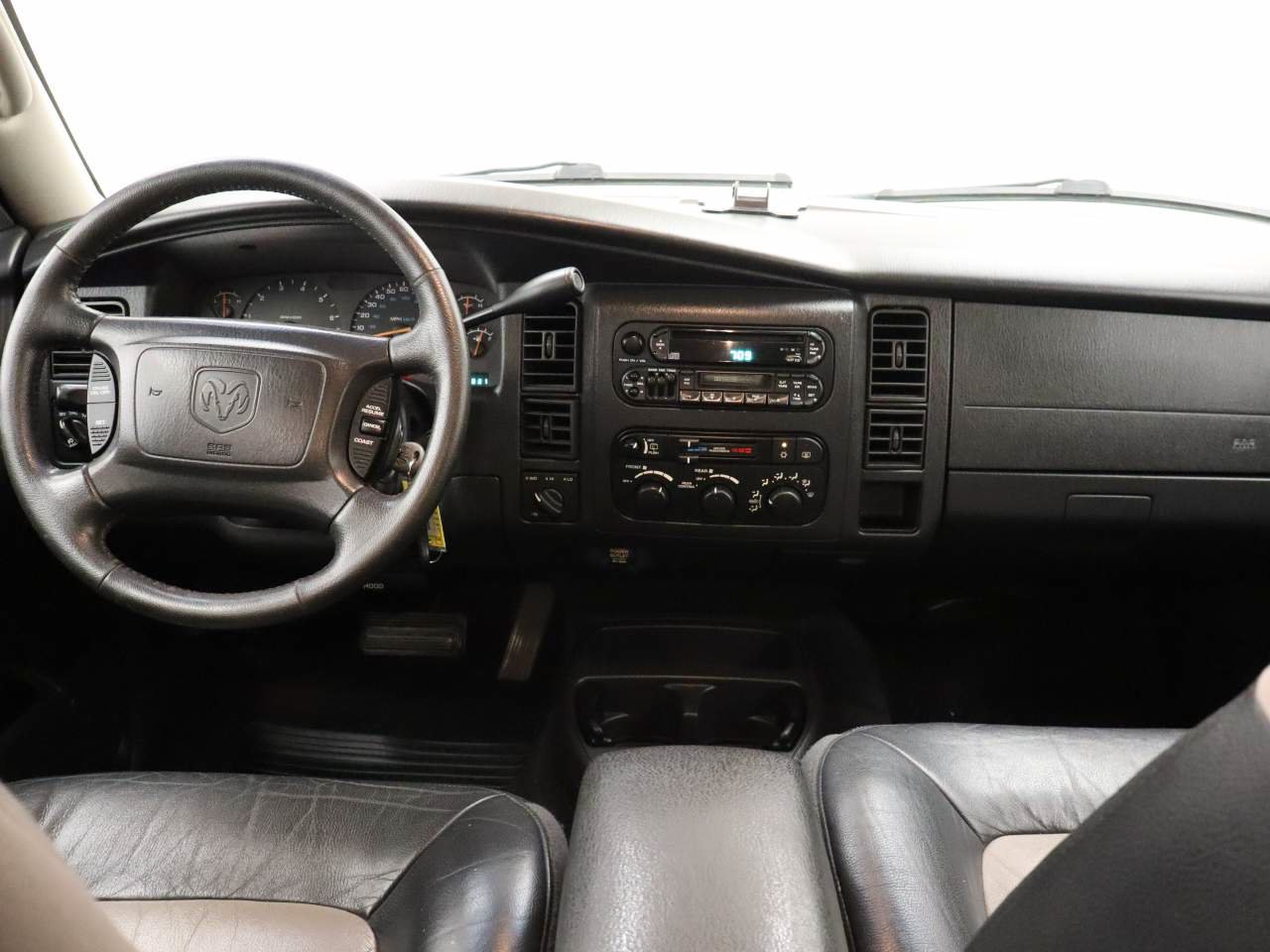 Used 2001 Dodge Durango 4WD image 6