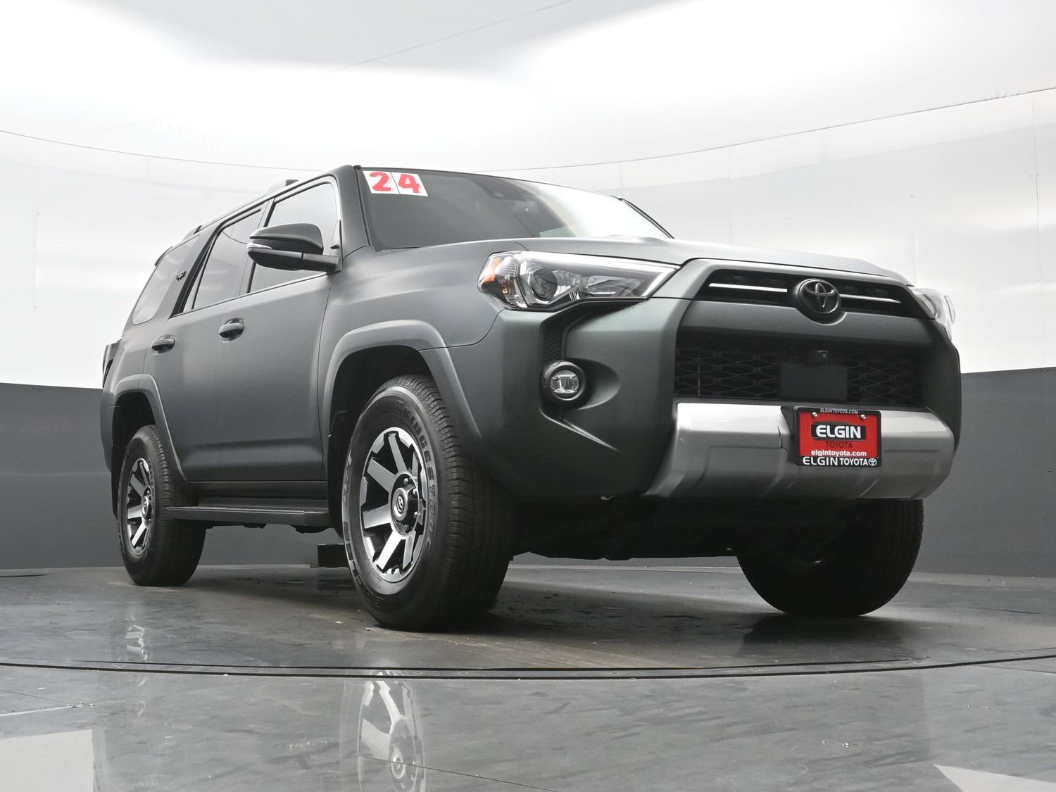 Used 2024 Toyota 4Runner TRD Off-Road Premium w/ Off Road Premium Plus Package AWD/4WD image 29