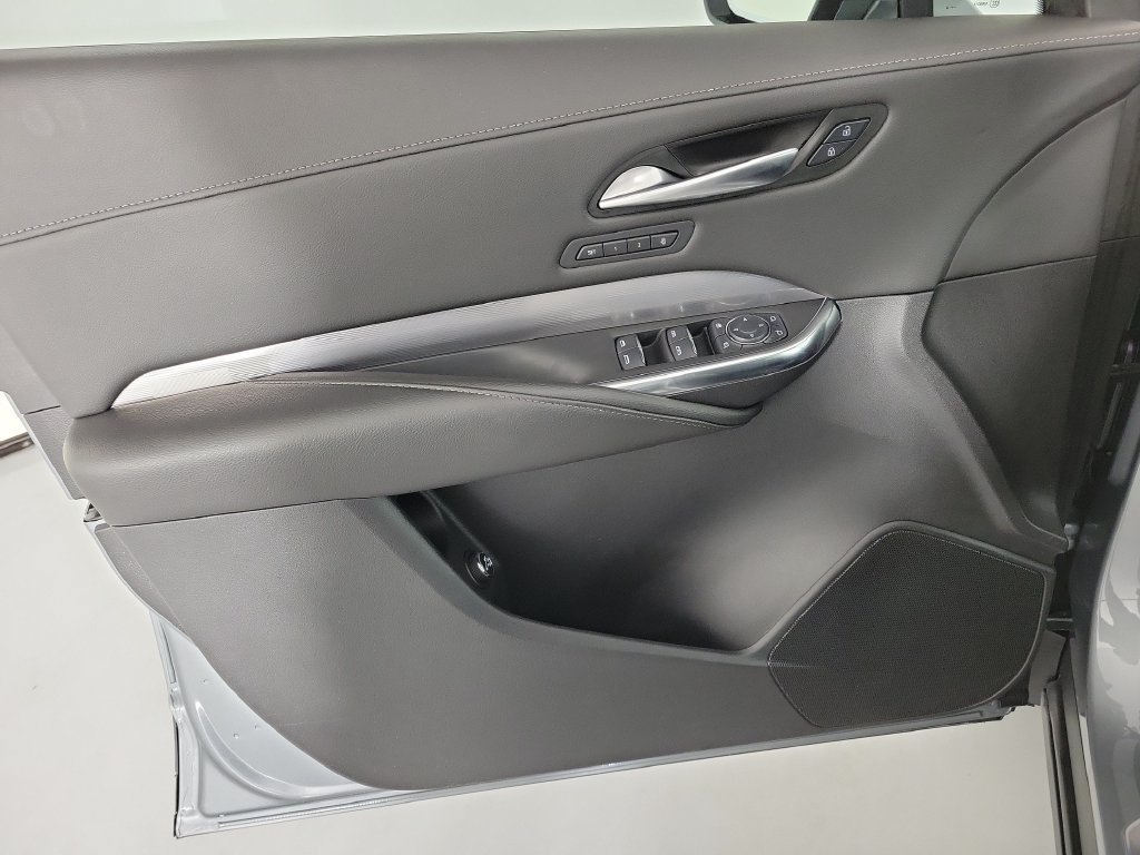 Used 2024 Cadillac XT4 Premium Luxury FWD image 20
