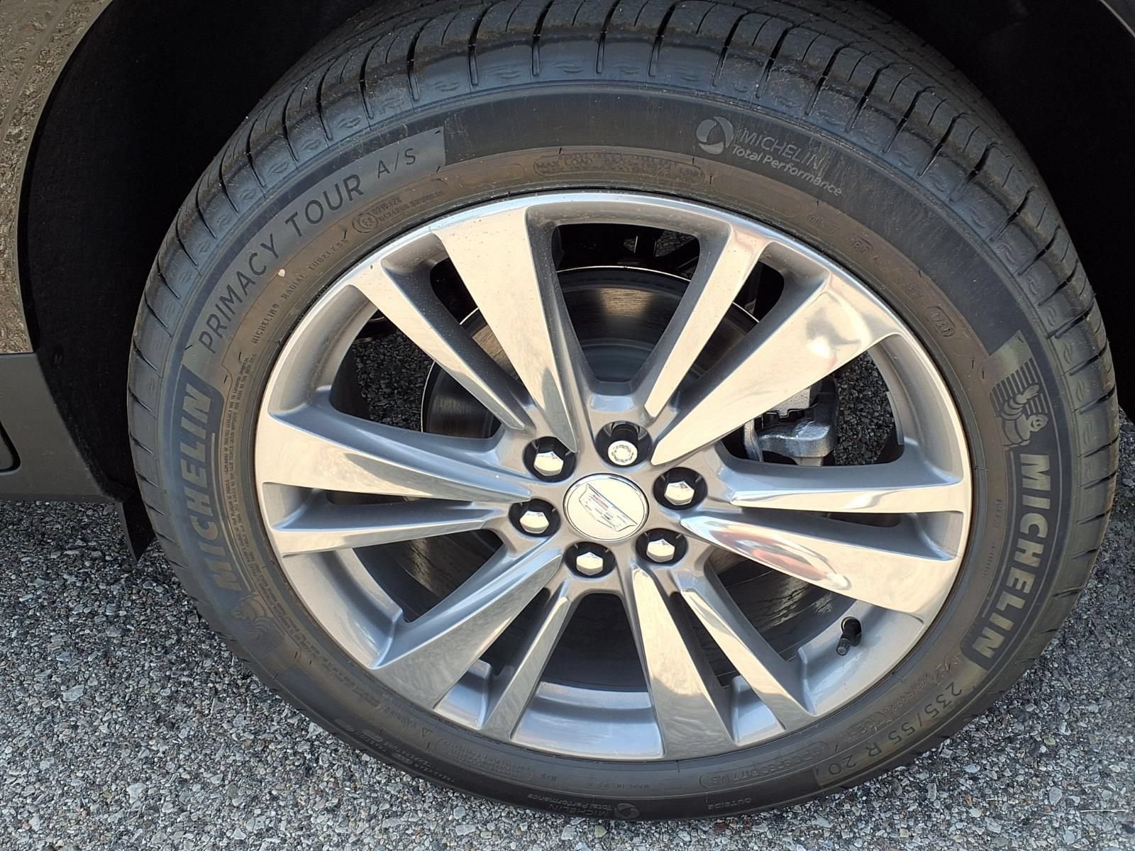New 2026 Cadillac XT5 Premium Luxury w/ LPO, Floor Liner Package AWD/4WD image 7