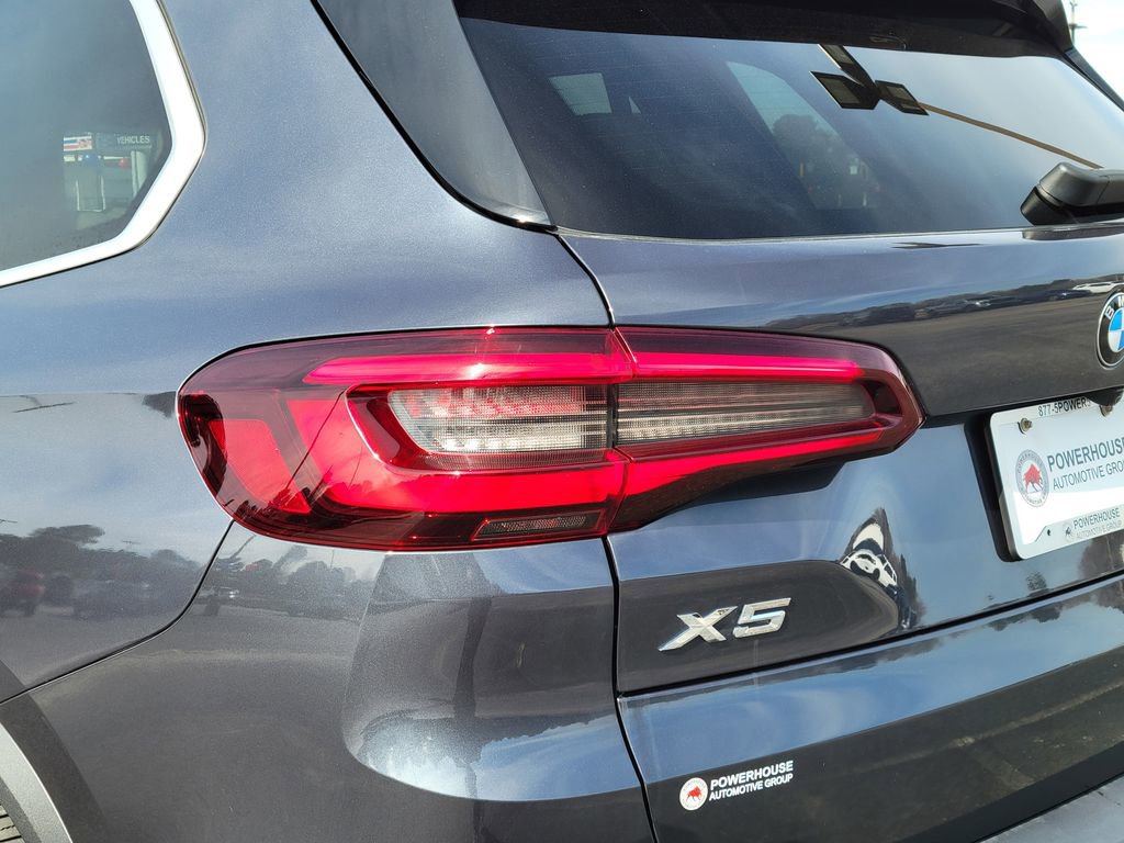 Used 2021 BMW X5 sDrive40i w/ Premium Package 2 image 12