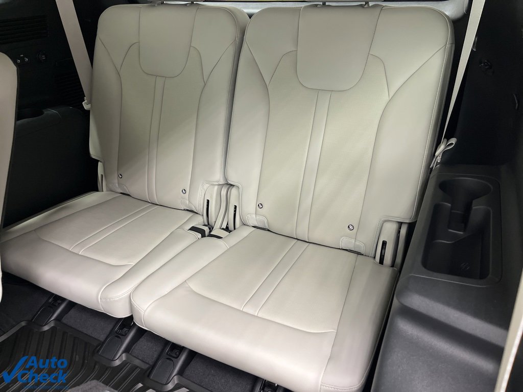 Used 2025 Kia Sorento SX image 22