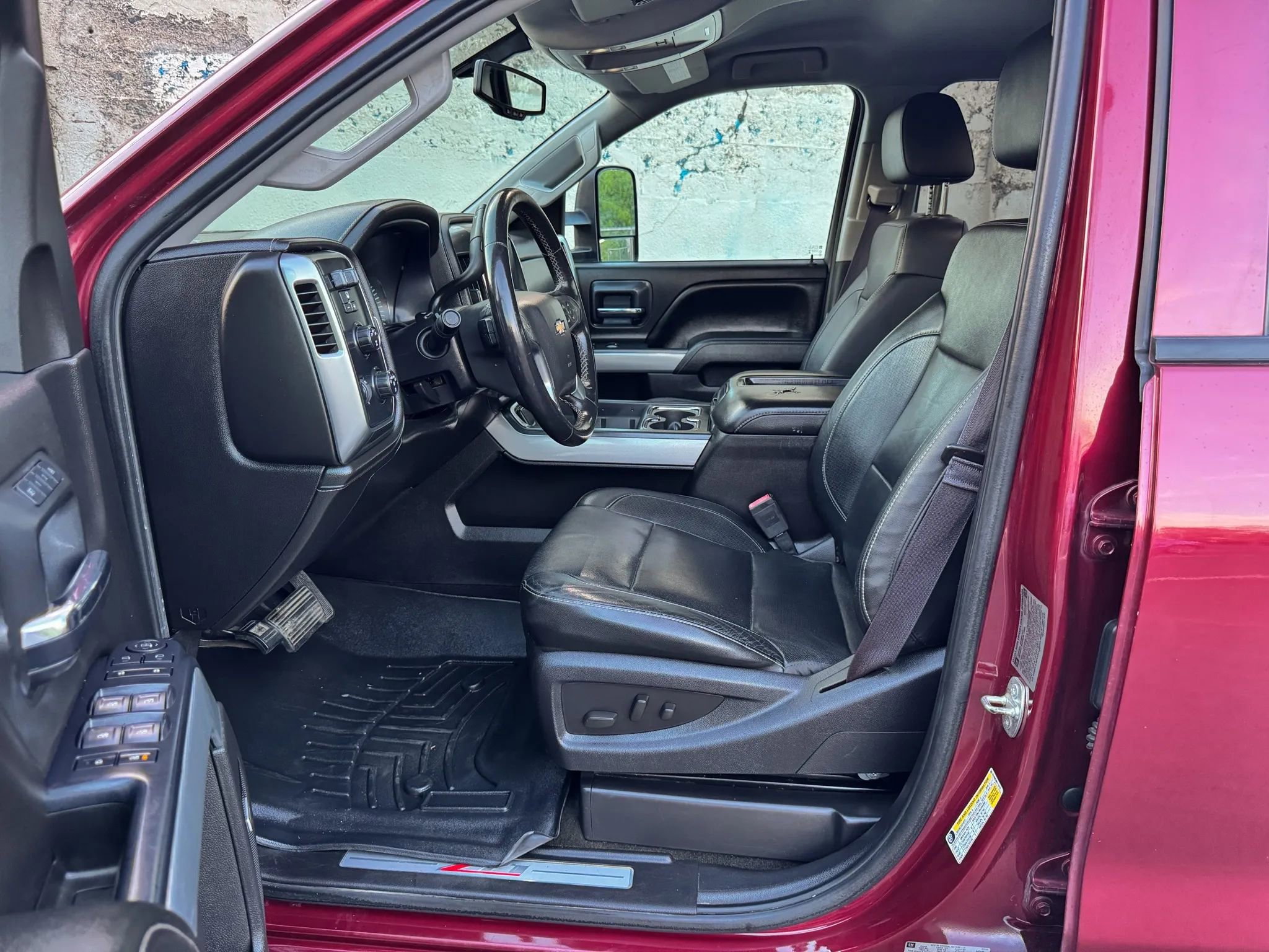 Used 2015 Chevrolet Silverado 3500 LTZ w/ Duramax Plus Package image 24