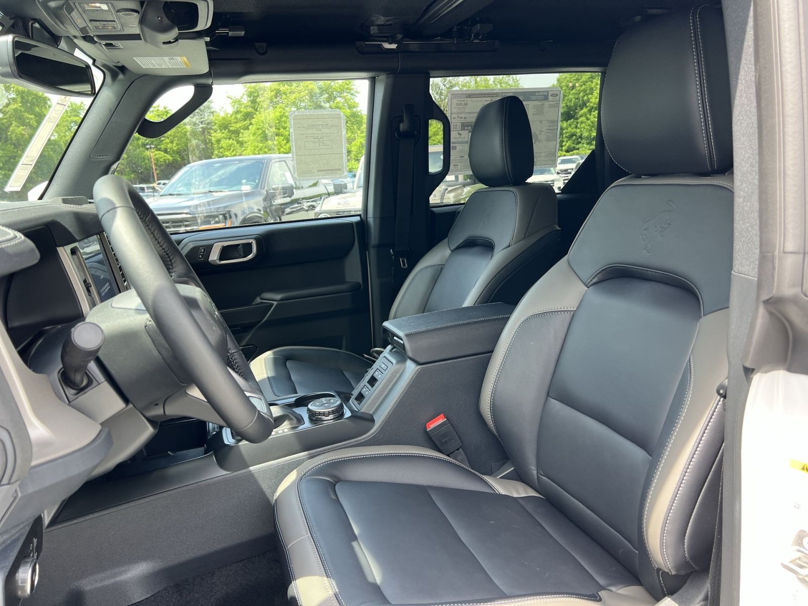 New 2026 Ford Bronco Outer Banks w/ Sasquatch Package AWD/4WD image 13