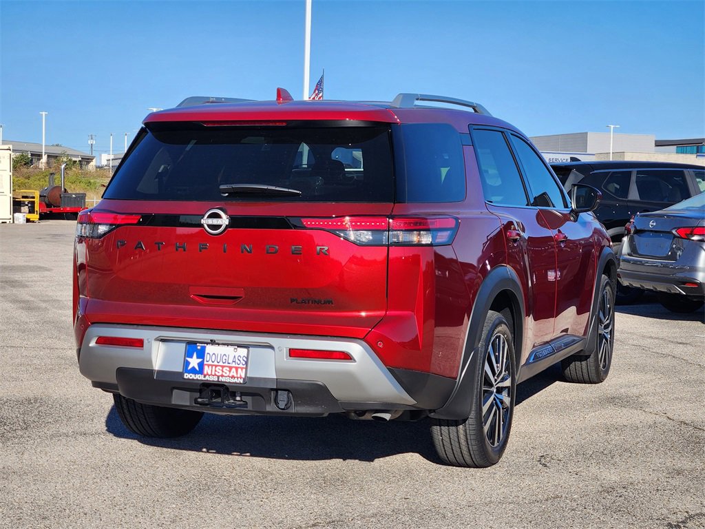 New 2025 Nissan Pathfinder Platinum w/ Black Appearance Package image 3