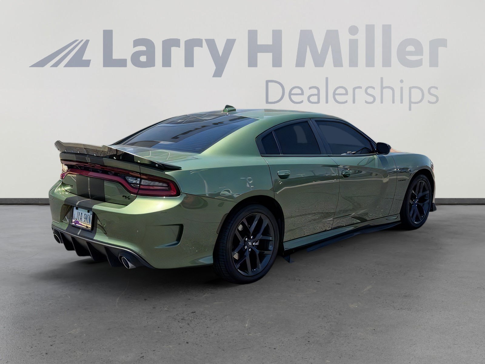 Used 2022 Dodge Charger R/T w/ Blacktop Package RWD image 6