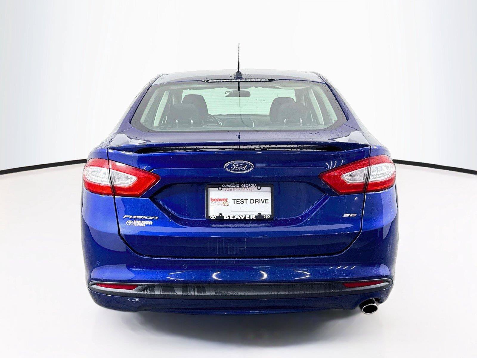 Used 2016 Ford Fusion SE FWD image 11