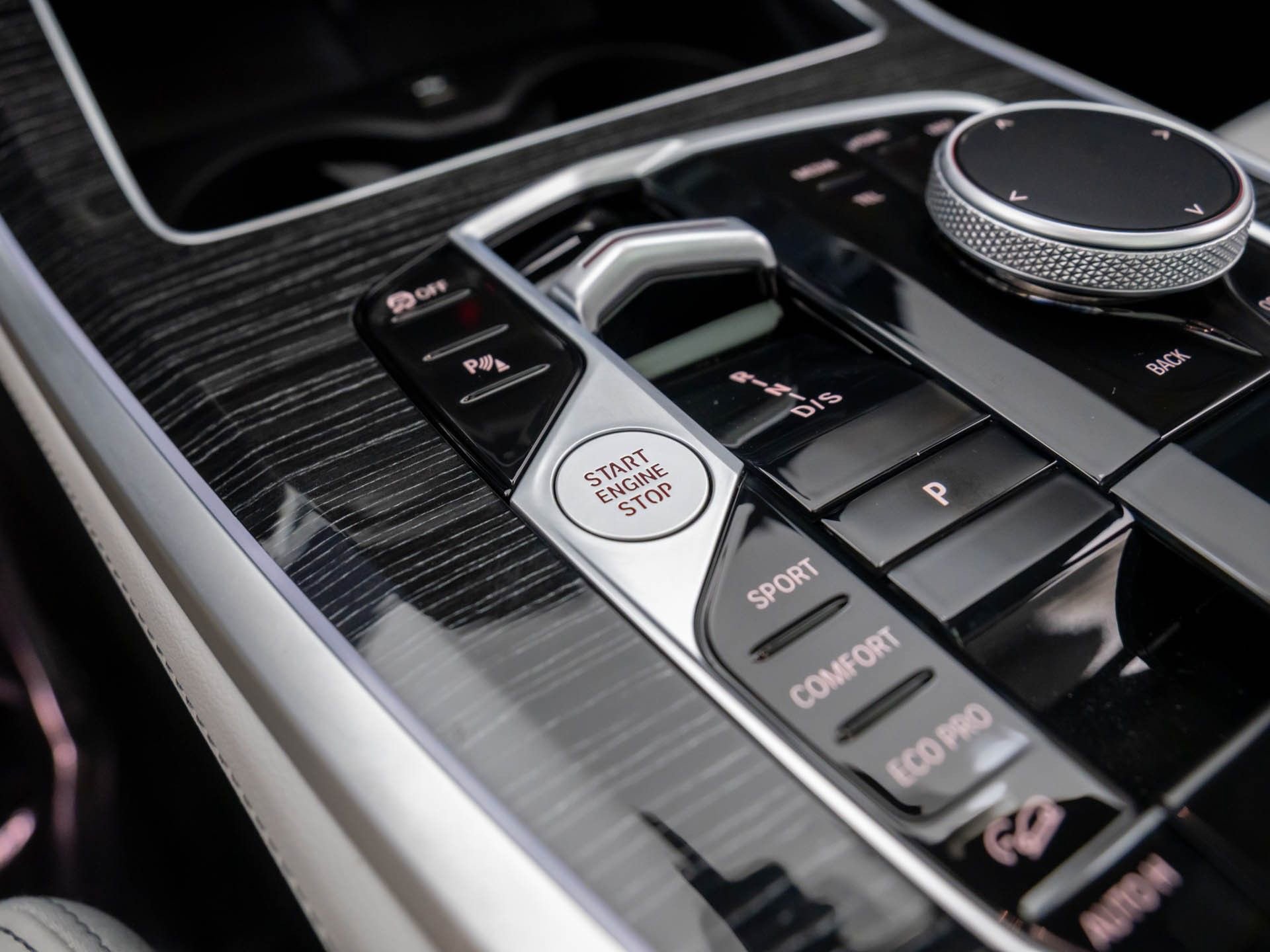 Certified 2025 BMW X5 M60i w/ Climate Comfort Package image 21