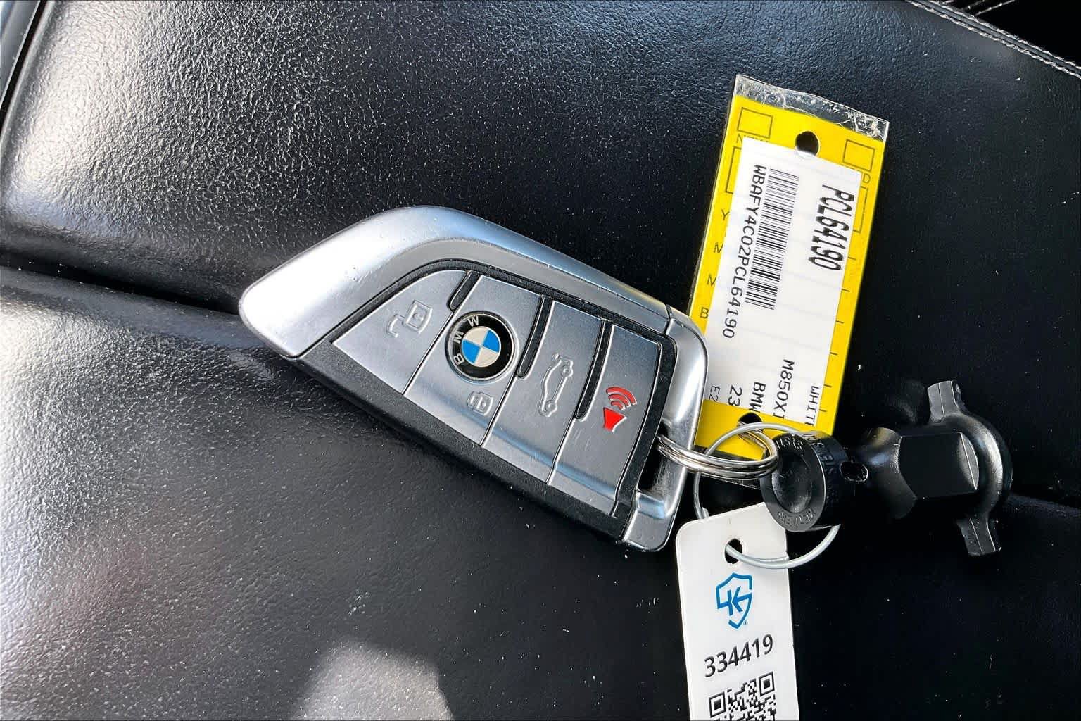Used 2023 BMW M850i xDrive Convertible w/ M Sport Professional Package AWD/4WD image 15