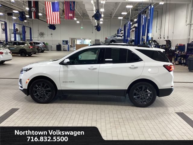 Used 2022 Chevrolet Equinox RS AWD/4WD image 2