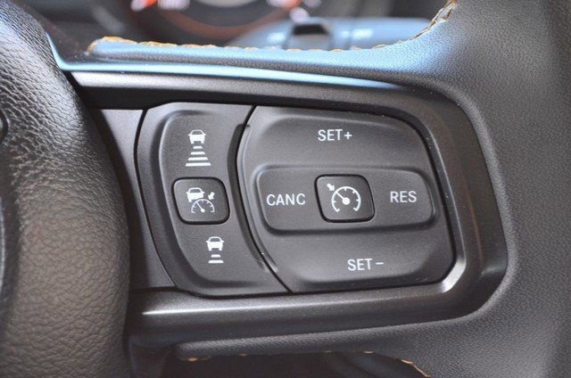 Used 2024 Jeep Wrangler Sport S image 21