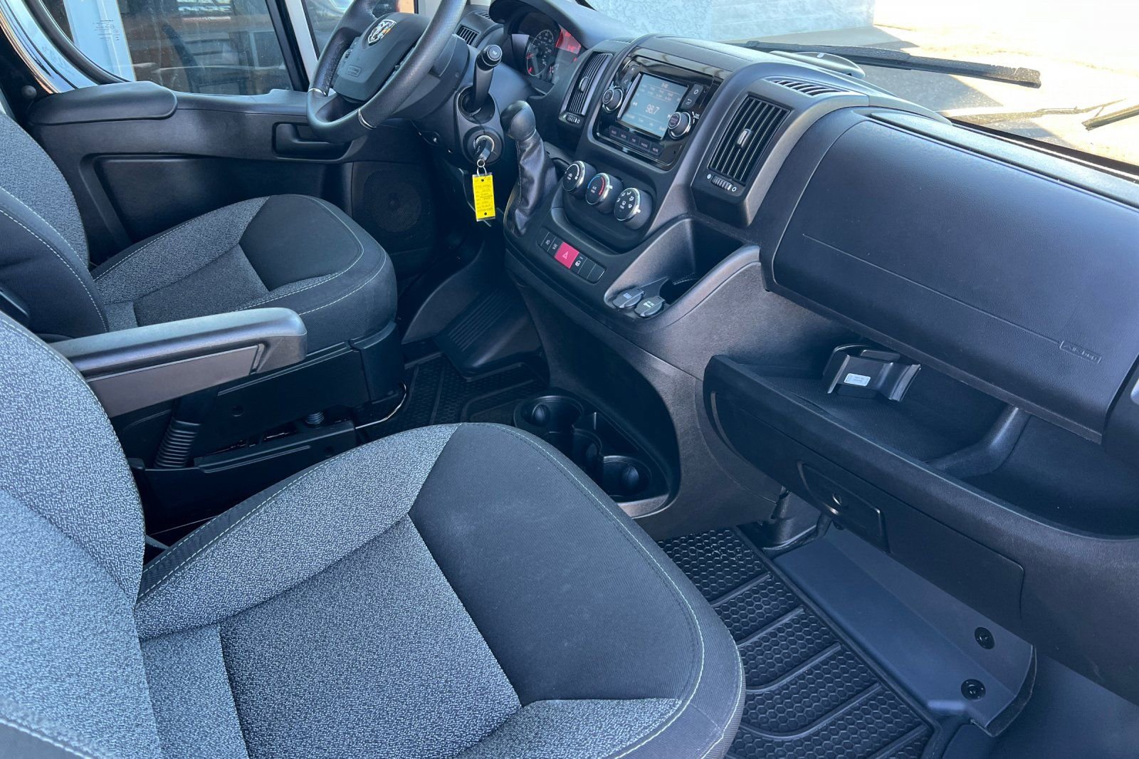 Used 2021 RAM ProMaster 3500 w/ Convenience Group image 16