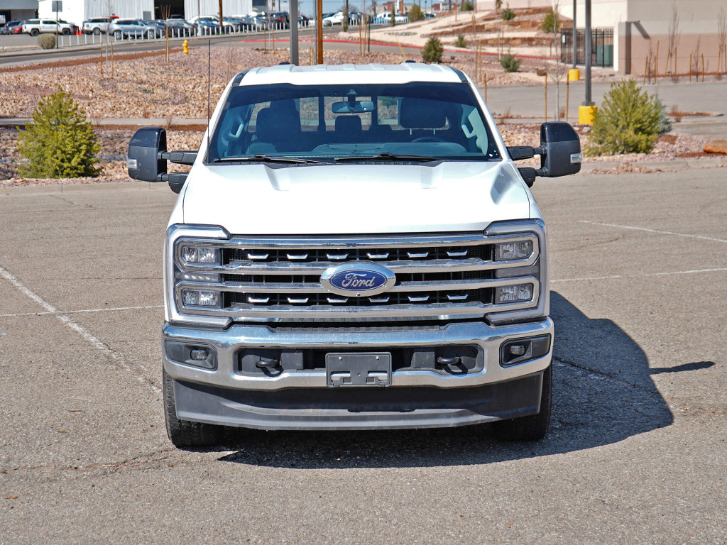 Used 2024 Ford F250 Lariat image 3