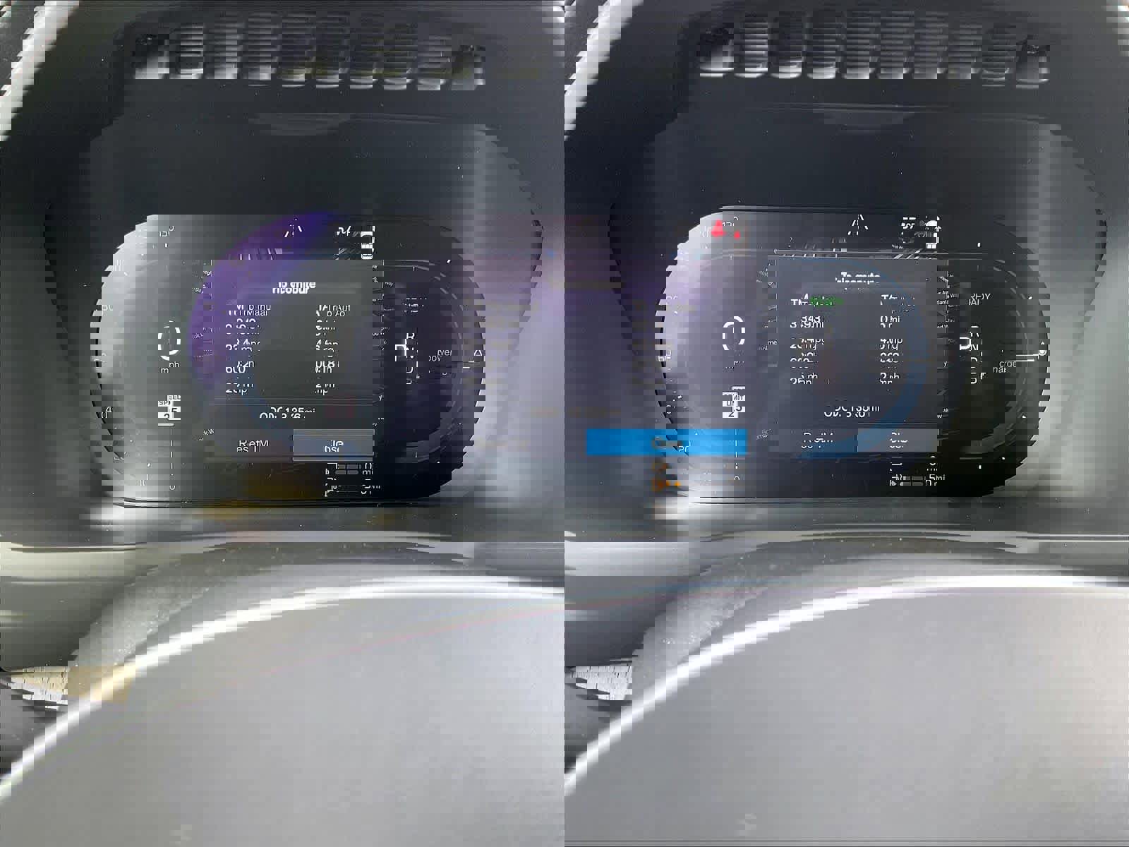 Used 2023 Volvo XC90 T8 Ultimate w/ Protection Package image 23