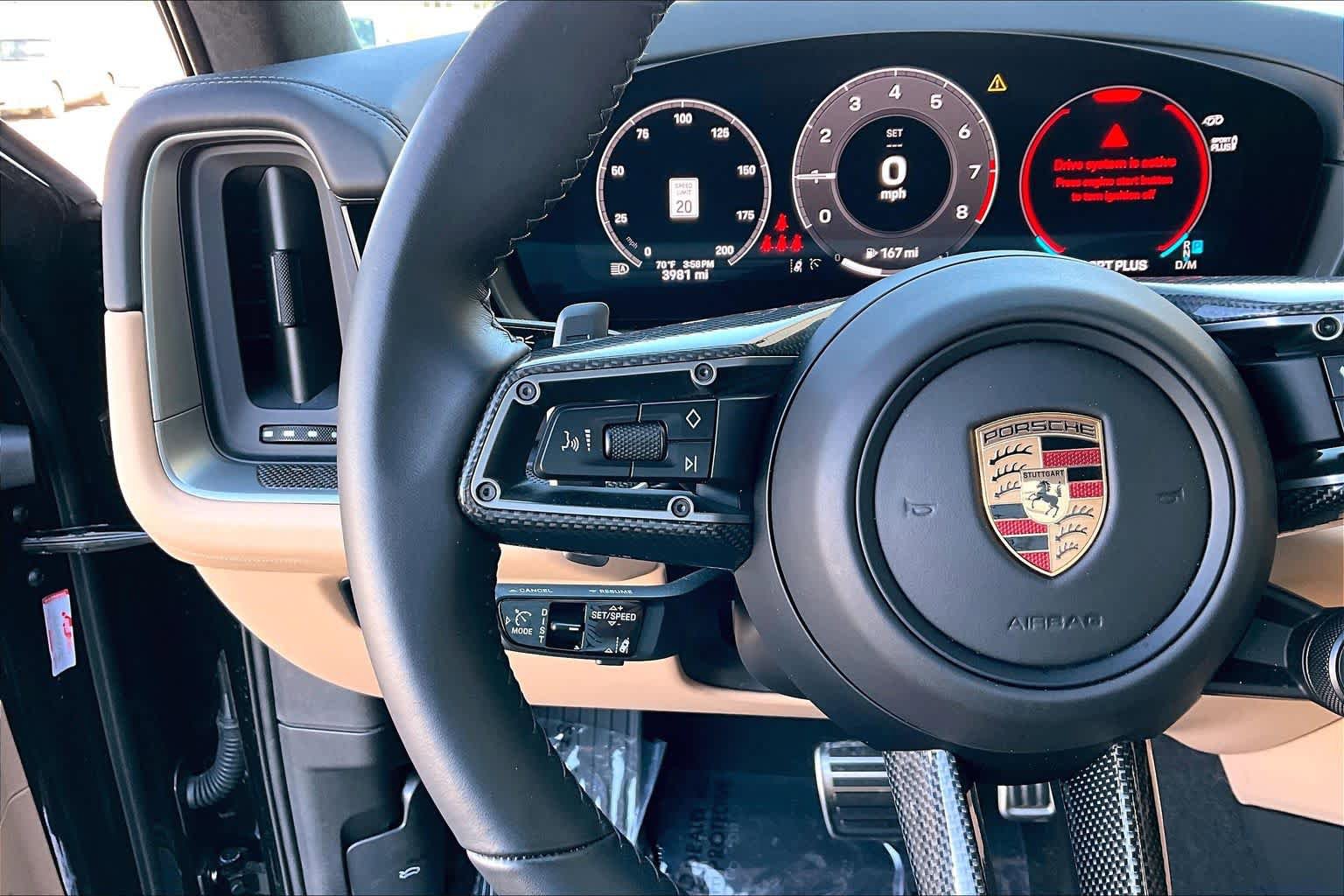 Used 2025 Porsche Cayenne GTS AWD/4WD image 24