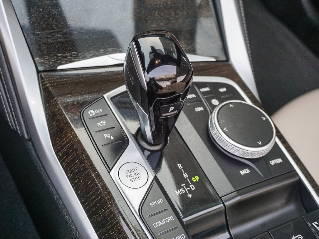 Used 2023 BMW M440i Convertible w/ Premium Package RWD image 23