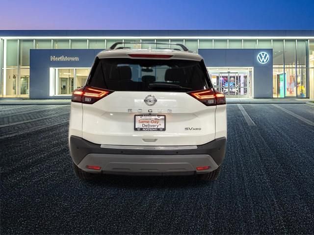 Used 2021 Nissan Rogue SV w/ Premium Package image 7