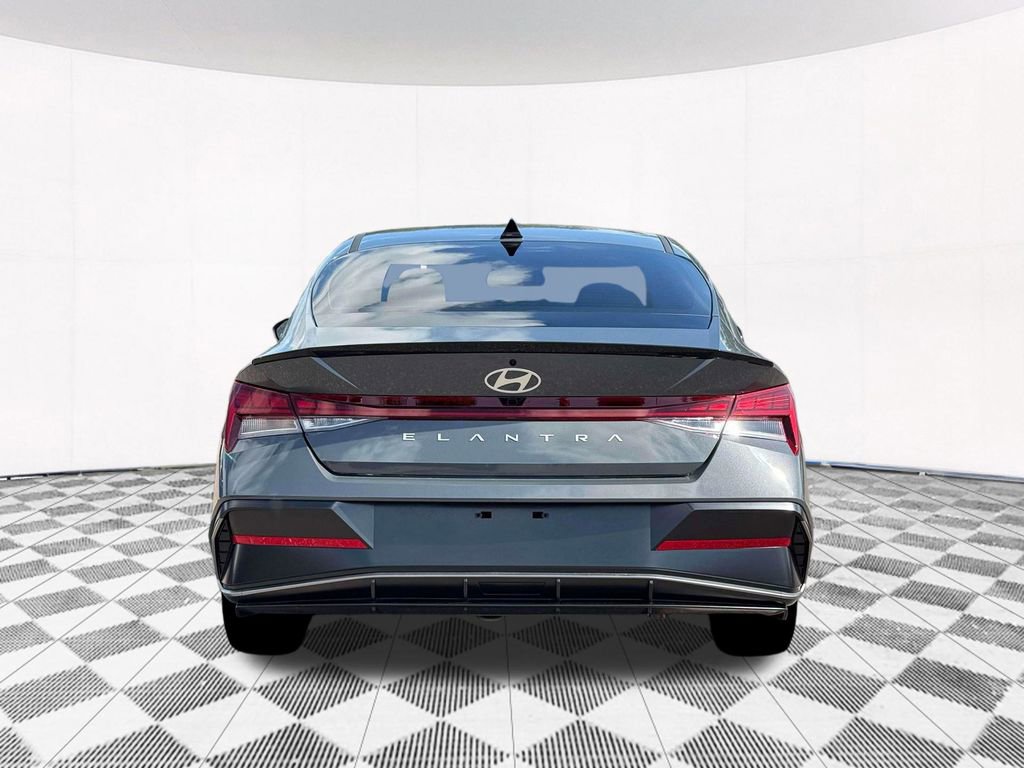 New 2026 Hyundai Elantra SEL Sport image 10