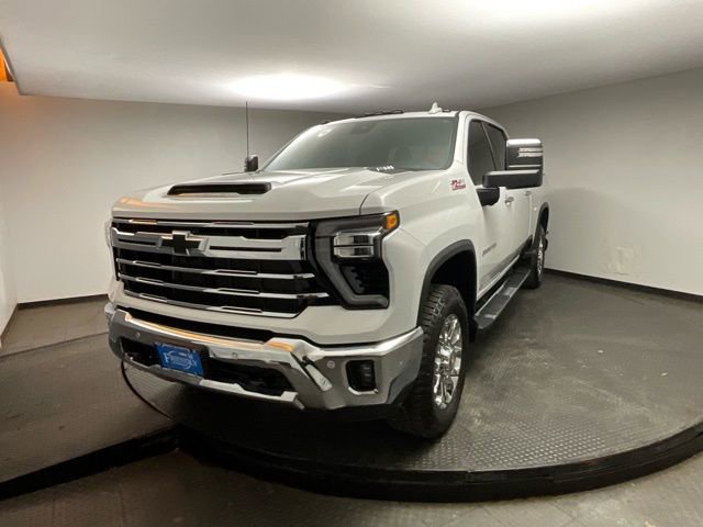 Certified 2026 Chevrolet Silverado 2500 LTZ w/ LTZ Convenience Package image 3